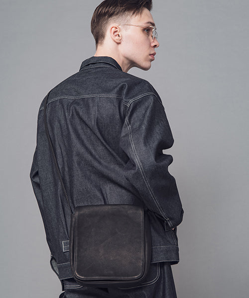 MR.OLIVE E.O.I / WATER PROOF WASHABLE LEATHER / SMART MAIL BAG