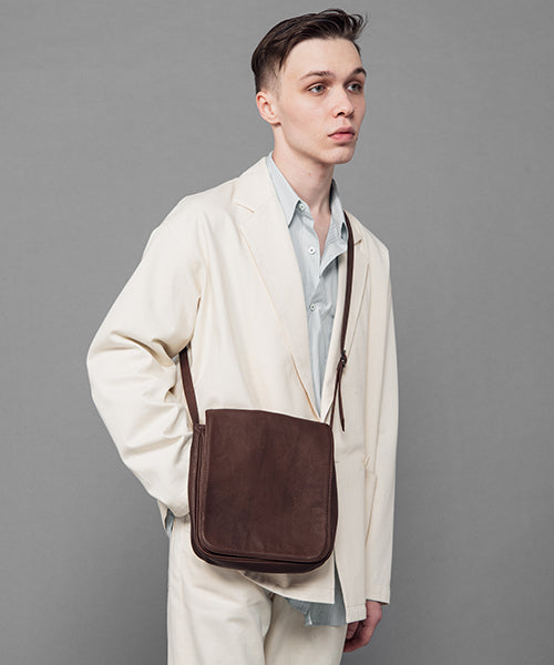MR.OLIVE E.O.I / WATER PROOF WASHABLE LEATHER / SMART MAIL BAG