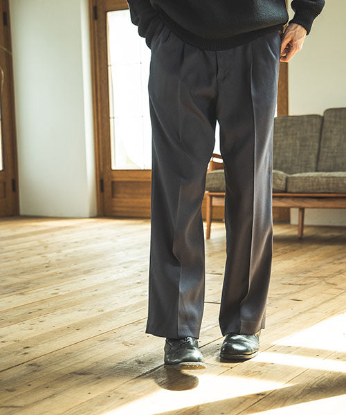 RETRO POLYESTER TWILL / EASY TWO PLEATS STA-PREST WIDE PANTS