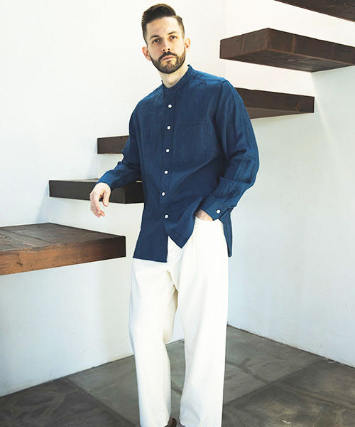 CLASSIC PATTERN INDIGO LINEN / BAND COLLAR SHIRT