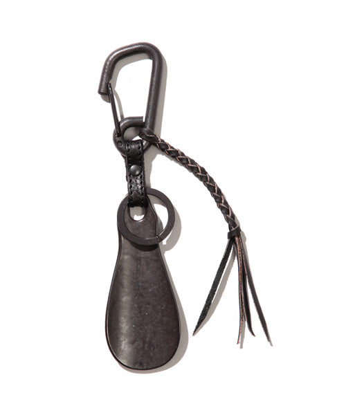 MR.OLIVE E.O.I POLISHED STEER LEATHER / BRASS SHOE HORN KEY RING