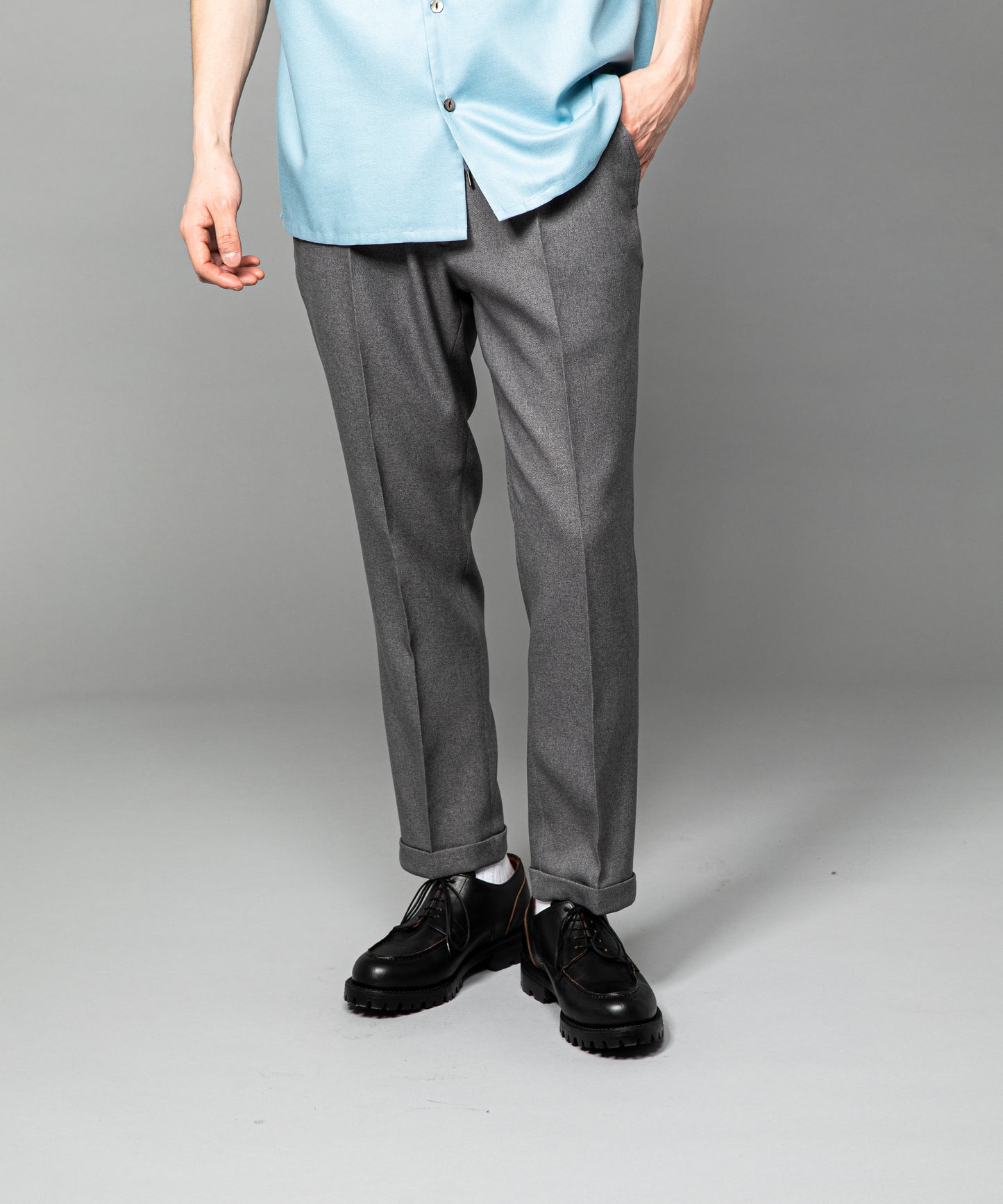 MR.OLIVE / RETORO POLYESTER TWILL / EASY ONE PLEATS STA-PREST TAPERED PANTS