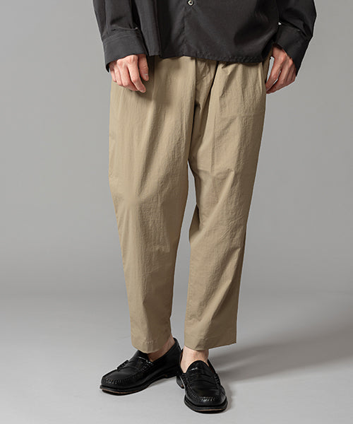 MR.OLIVE / STRETCH WASHABLE NYLON / 2TACK TAPERED EASY PANTS